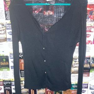 Little trendy button up